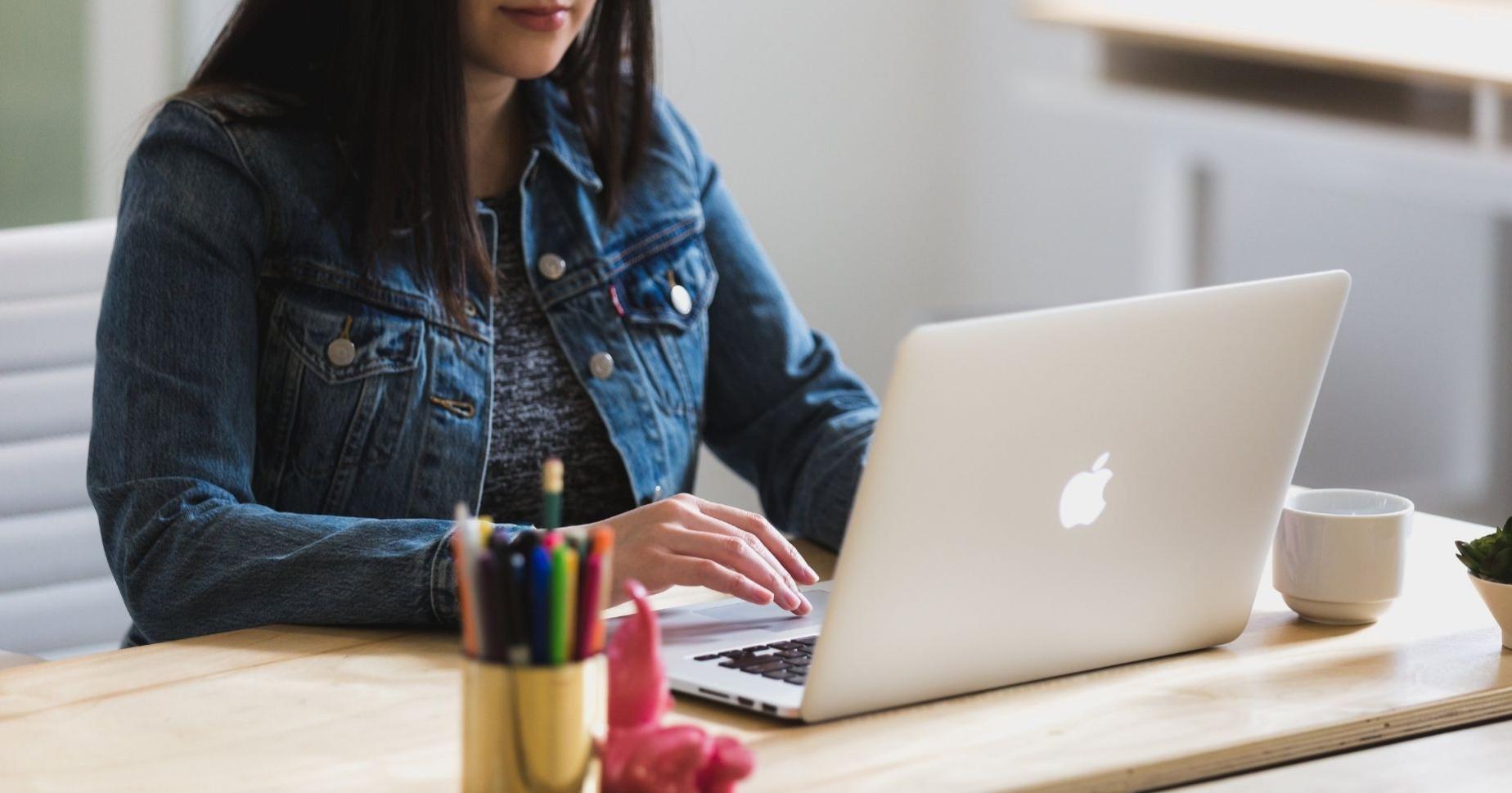 Email marketing nella vendita al dettaglio: suggerimenti, esempi e modelli (2026)