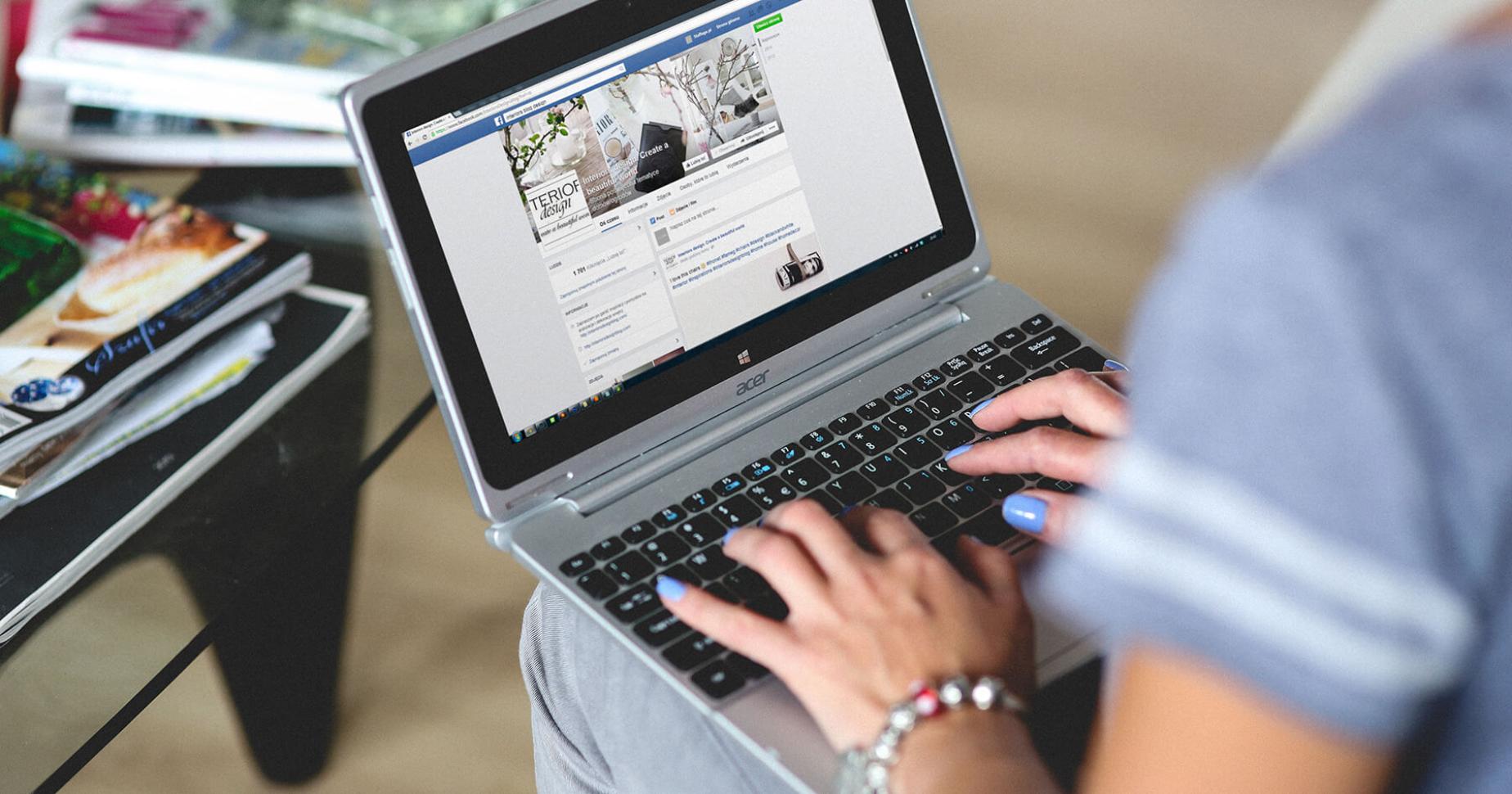 10 esempi di annunci su Facebook per il marketing