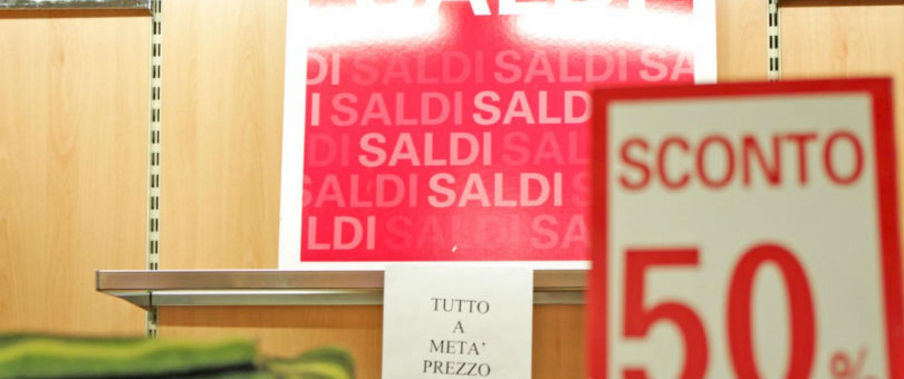 Normativa saldi: si possono fare sconti prima dei saldi?